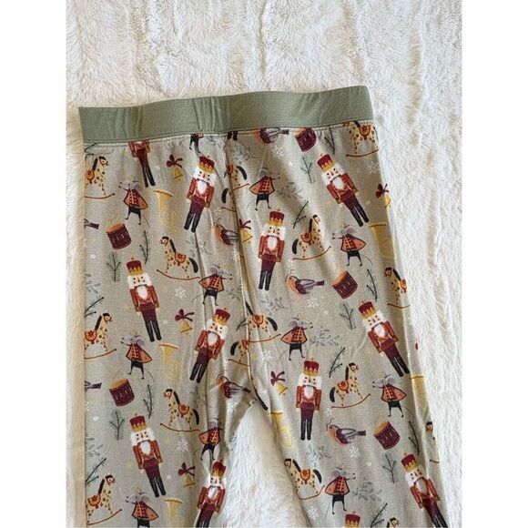 KindThing Christmas Modal Pajamas Size 9-10 - Picture 8 of 10